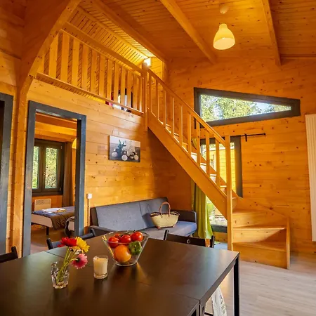 キャンプ場 Alsace Les Castors Burnhaupt-le-Haut