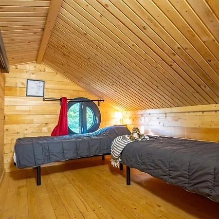 キャンプ場 Alsace Les Castors Burnhaupt-le-Haut